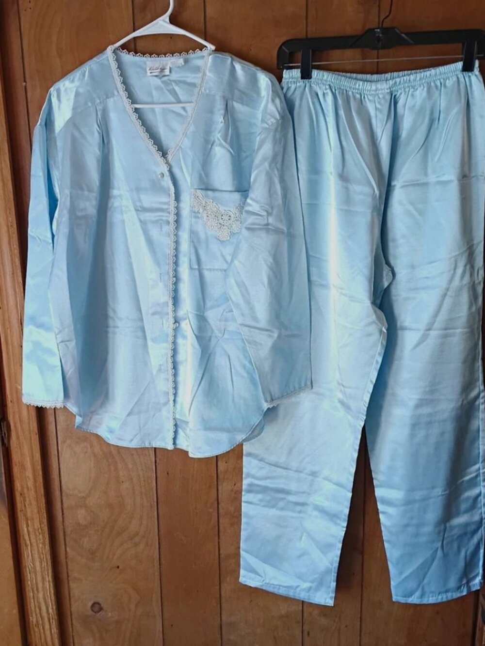 Kathryn Women’s Blue Satin Pajama Set M Button Front Long Sleeve V-Neck Lace